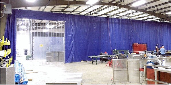 Plastic warehouse divider curtain