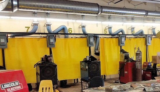 welding-booth-curtains welding-booth-curtains