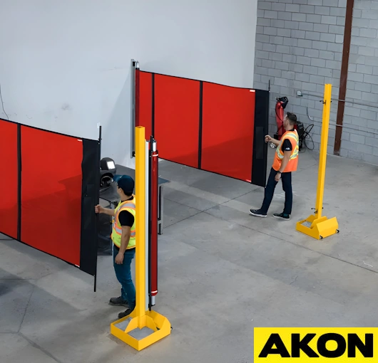 roll up retractable welding sceens portable (1) roll up retractable welding sceens portable (1)