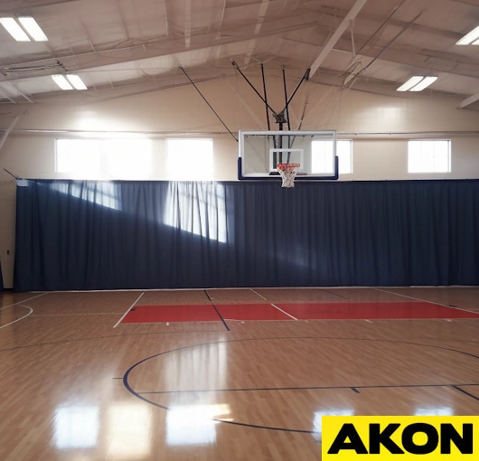 gymnasium divider (2)