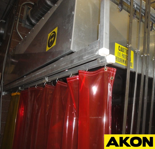 welding hood curtain with retractable curtain 2